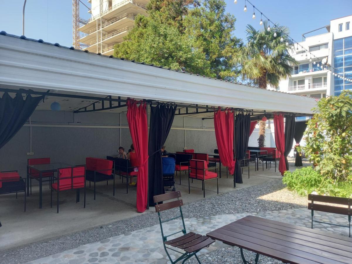 Hotel Liza Гонио Екстериор снимка