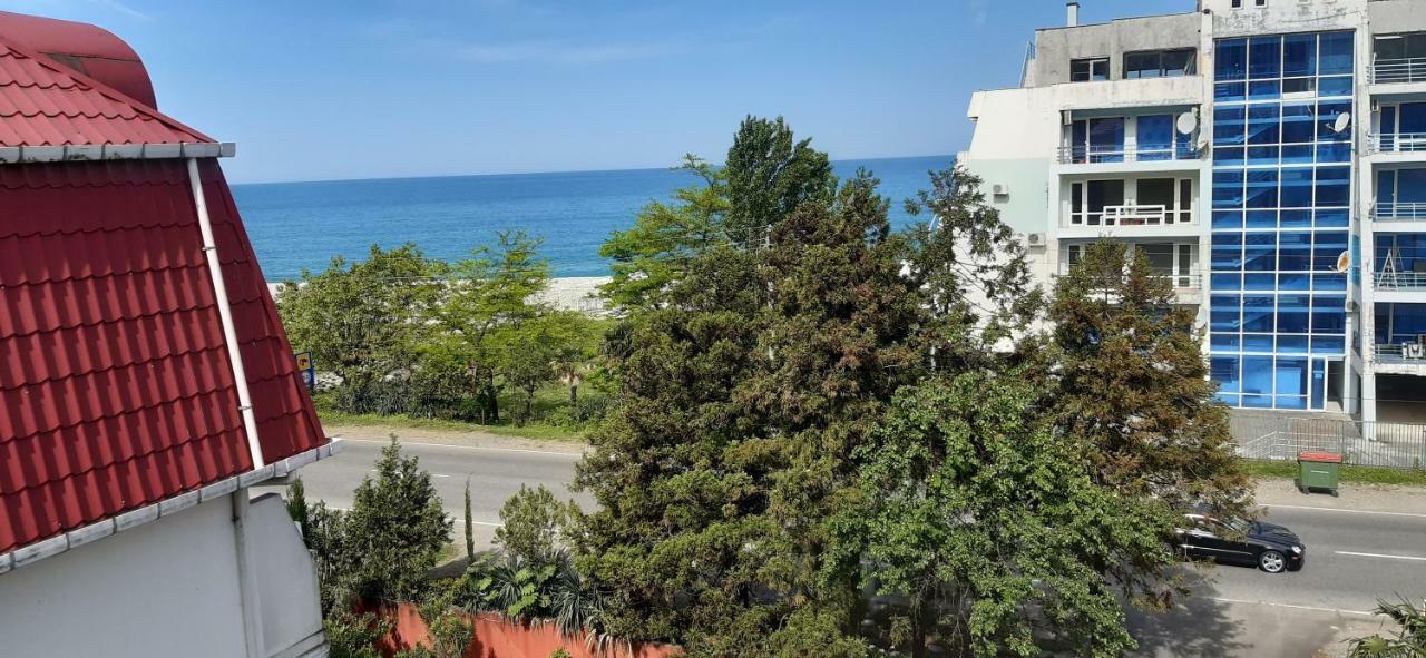 Hotel Liza Гонио Екстериор снимка
